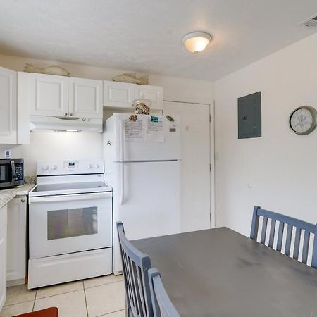 Cute Apt With Backyard And Grill - Steps To شاطئ كوكوا المظهر الخارجي الصورة